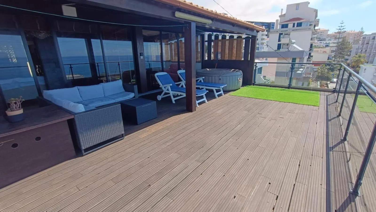 Lido Ocean Front Penthouse Apartment Funchal